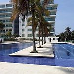 Cartagena vista directa al mar amplio apt con terraza privada