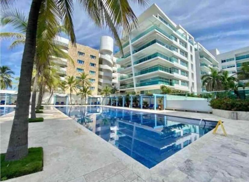 Vista Directa Al Mar Amplio Con Terraza Privada Apartamento