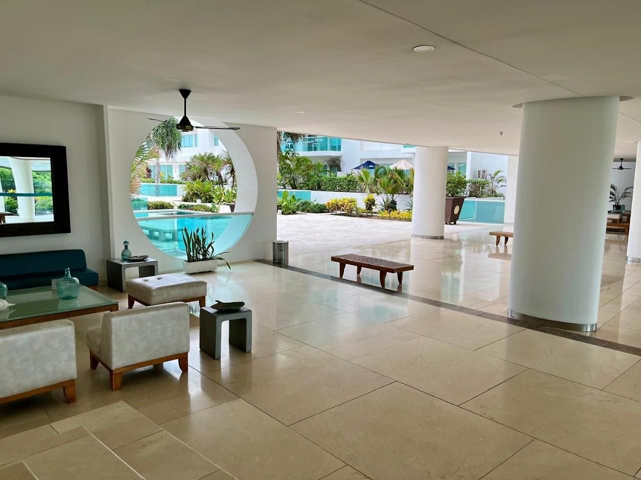 Vista Directa Al Mar Amplio Con Terraza Privada