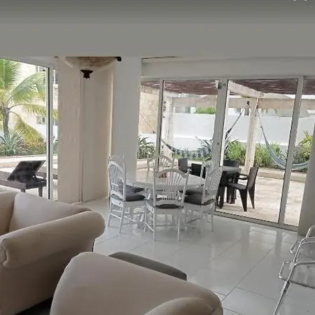 Vista Directa Al Mar Amplio Con Terraza Privada