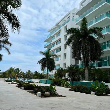 Vista Directa Al Mar Amplio Con Terraza Privada Apartment