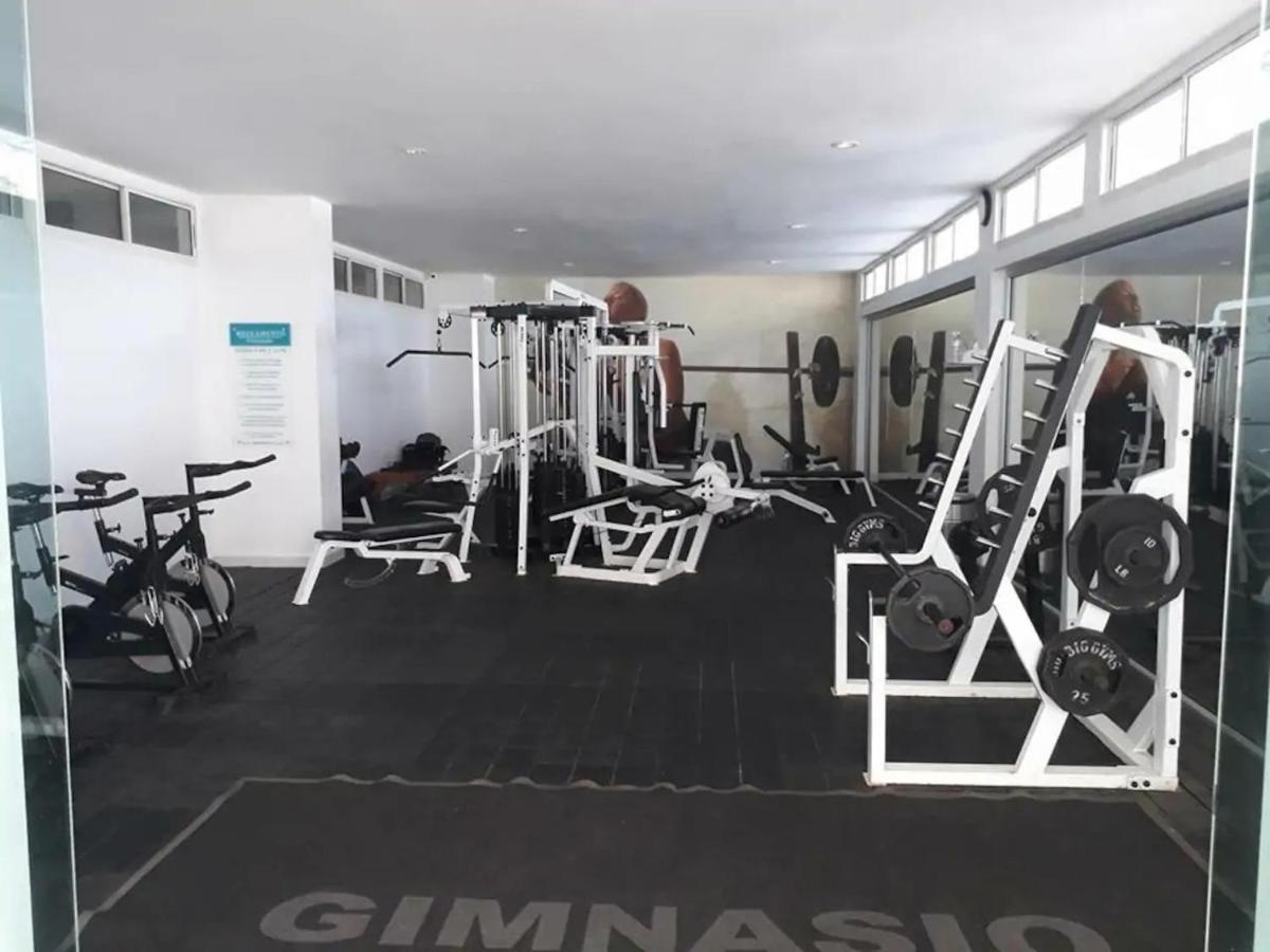 Vista Directa Al Mar Amplio Con Terraza Privada