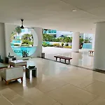 Cartagena Vista Directa Al Mar Amplio Apt Con Terraza Privada